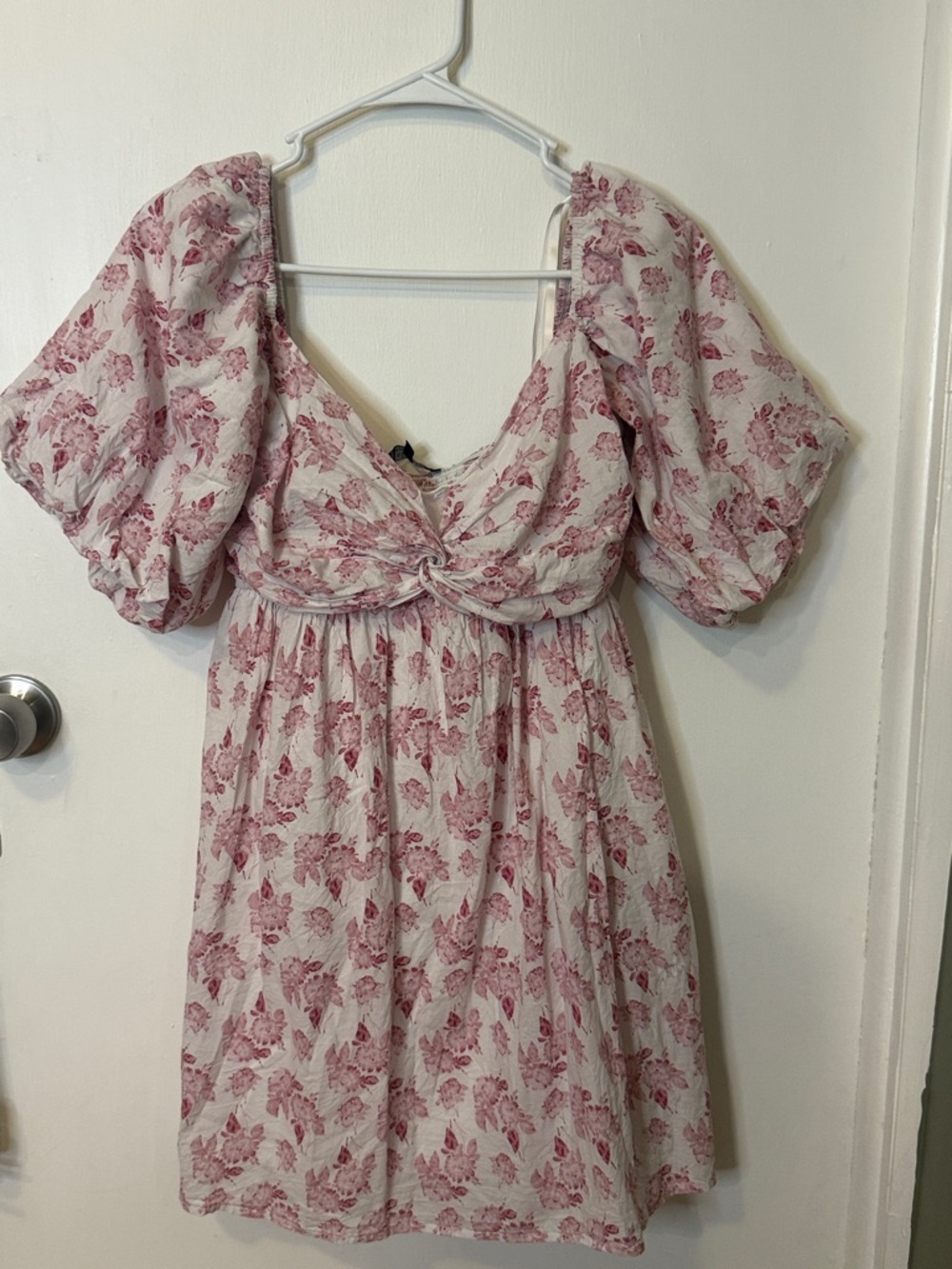 Trixxi White and Pink Floral Women's Sleep Top